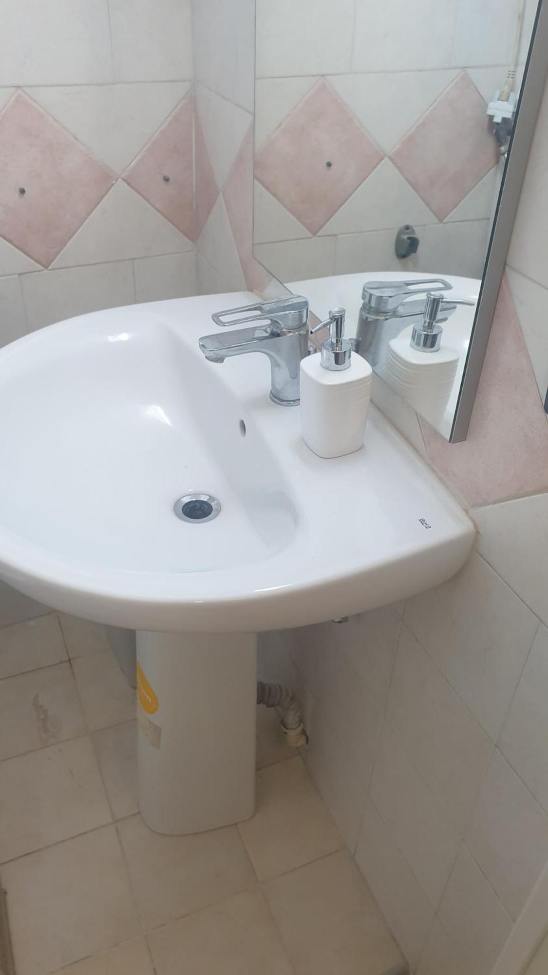 Home Hostel 卡塔尼亚 外观 照片